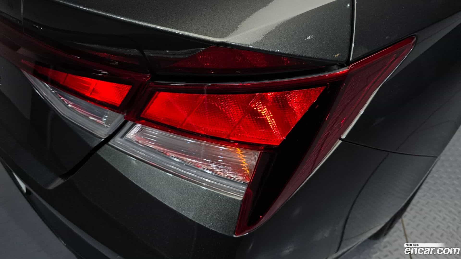 AVANTE Hyundai 2020.9-OUTER-033