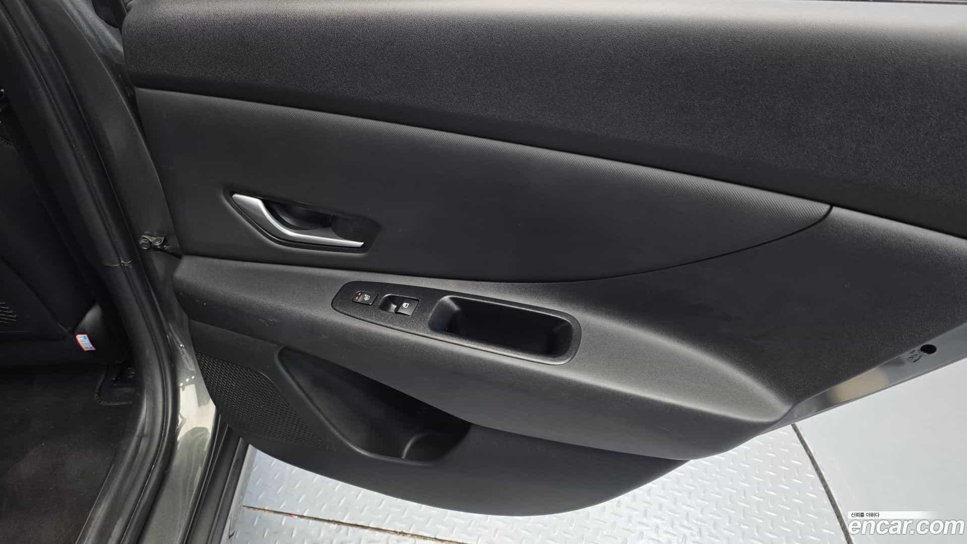 AVANTE Hyundai 2020.9-INNER-035