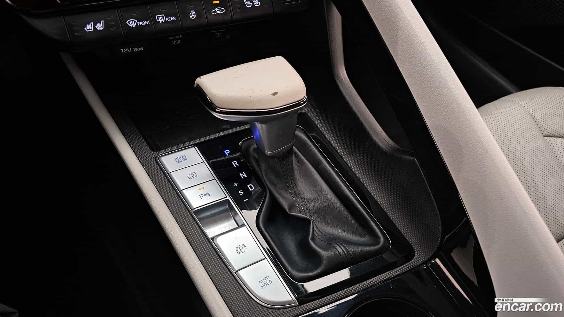 AVANTE Hyundai 2021.0-INNER-009