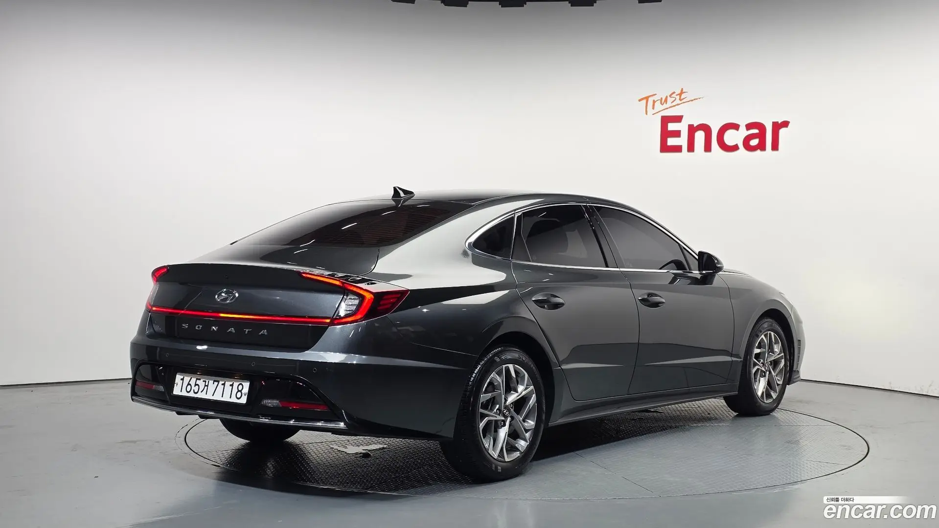 Main__Slider__Photo:Sonata Hyundai 2021.5-1