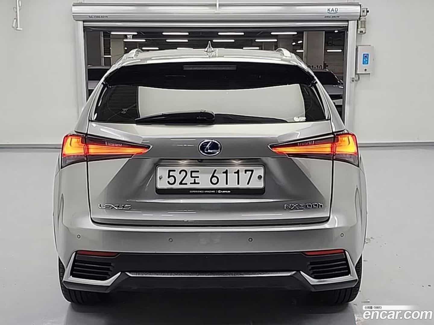 NX Lexus 2019.2-OUTER-003