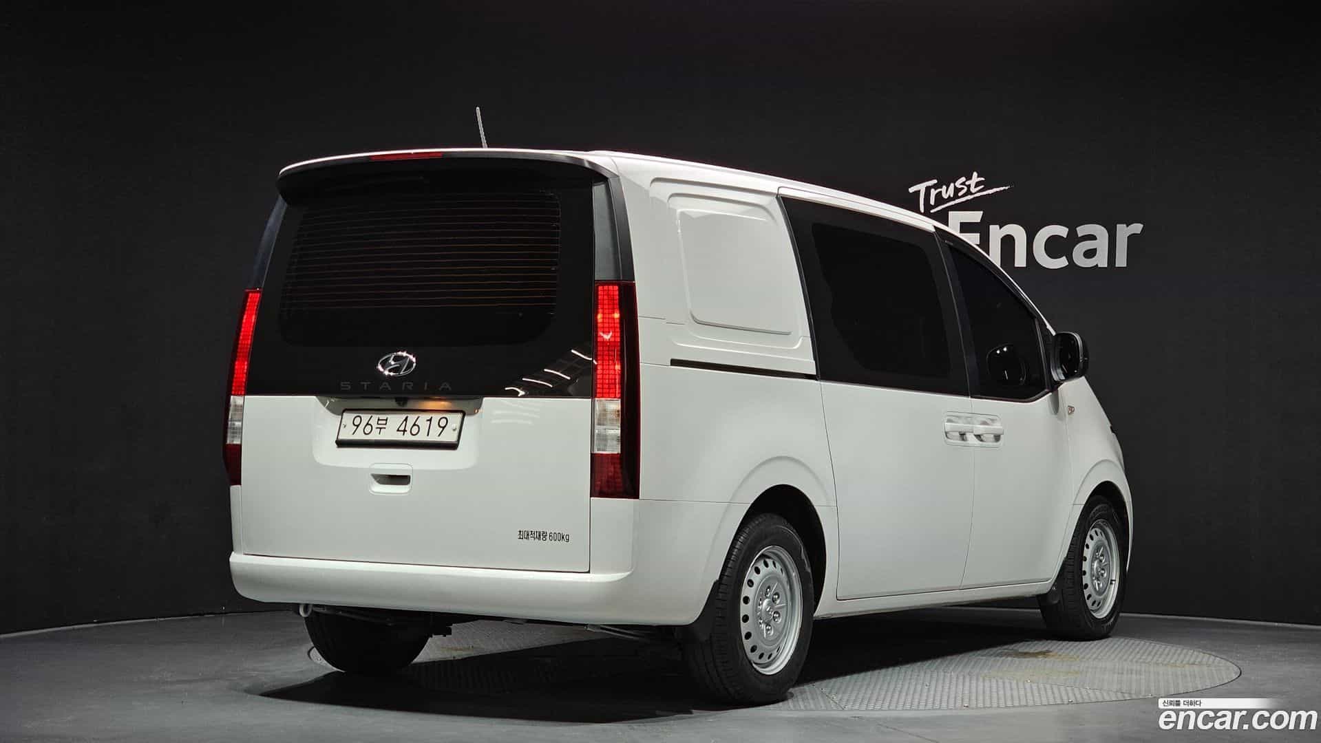 Staria Hyundai 2021.6-OUTER-002