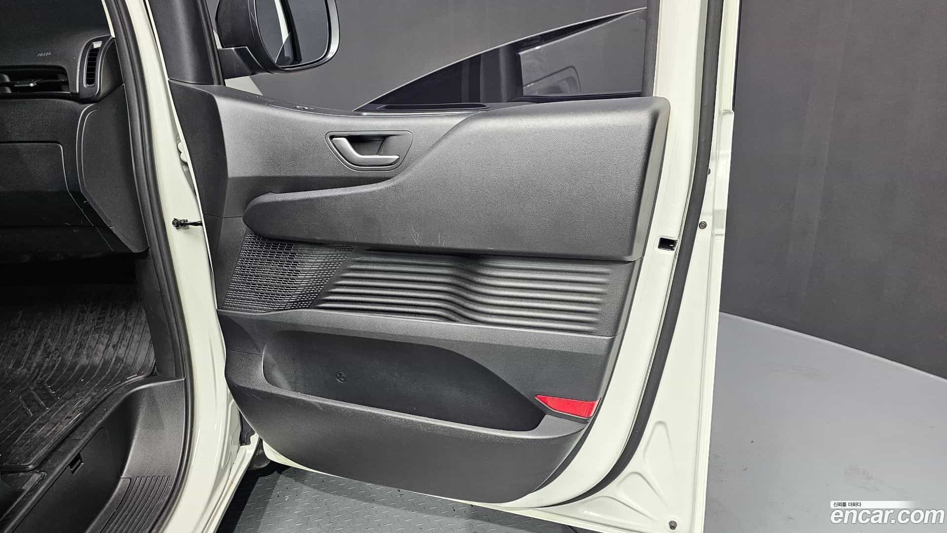 Staria Hyundai 2021.6-INNER-035