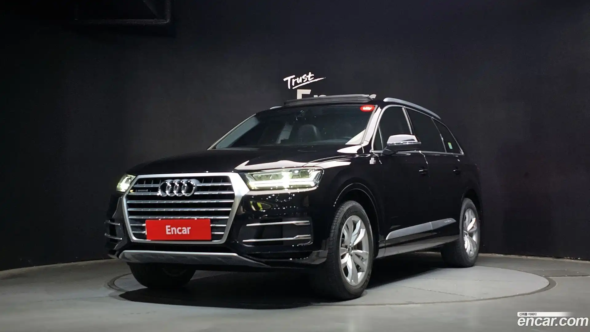 Q7 Audi 2019.8-OUTER-001