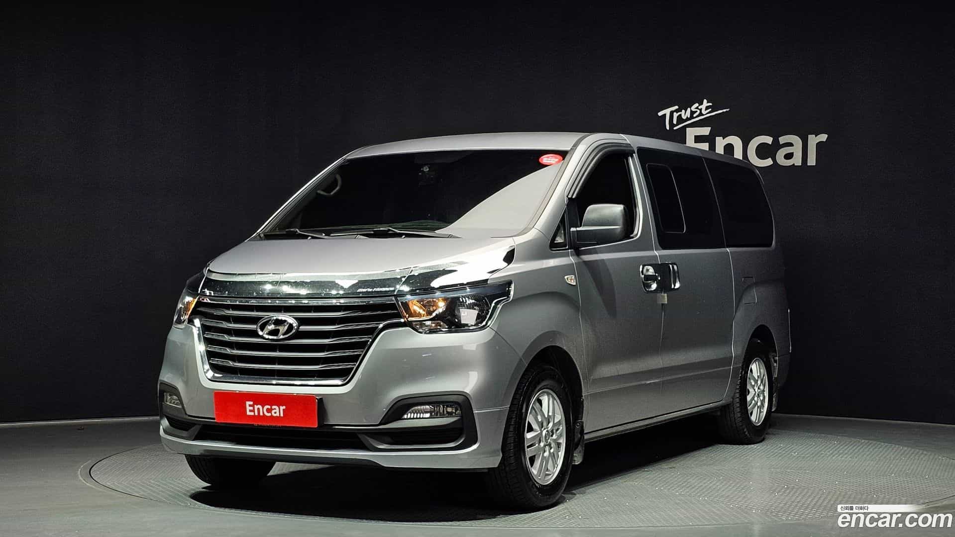 Starex Hyundai 2018.0-OUTER-001