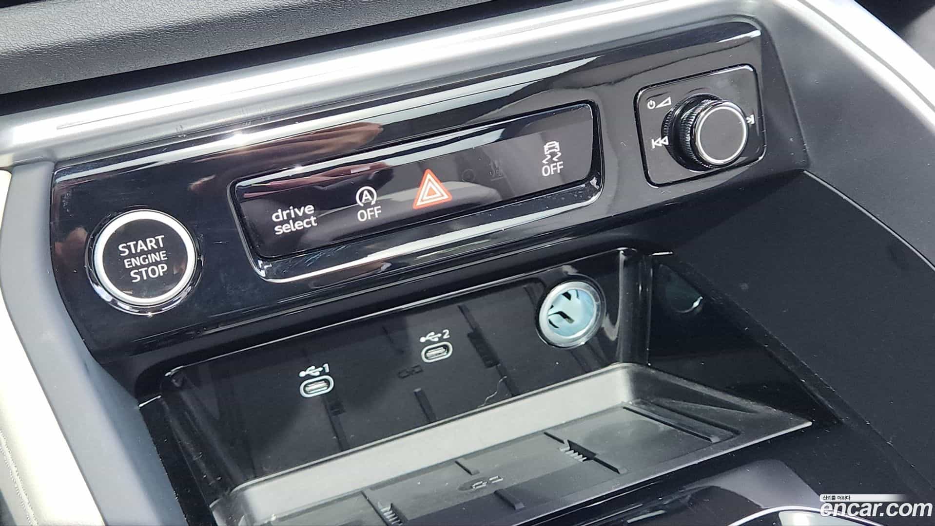 Q5 Audi 2025.8-OPTION-018