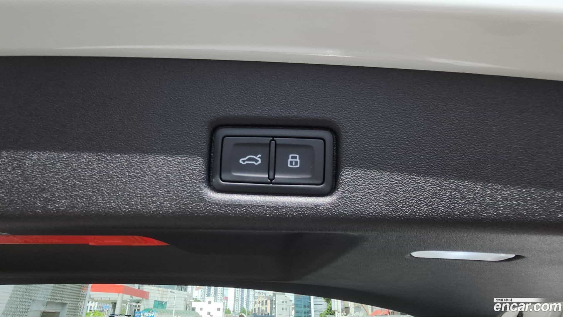 Q5 Audi 2025.8-OPTION-020