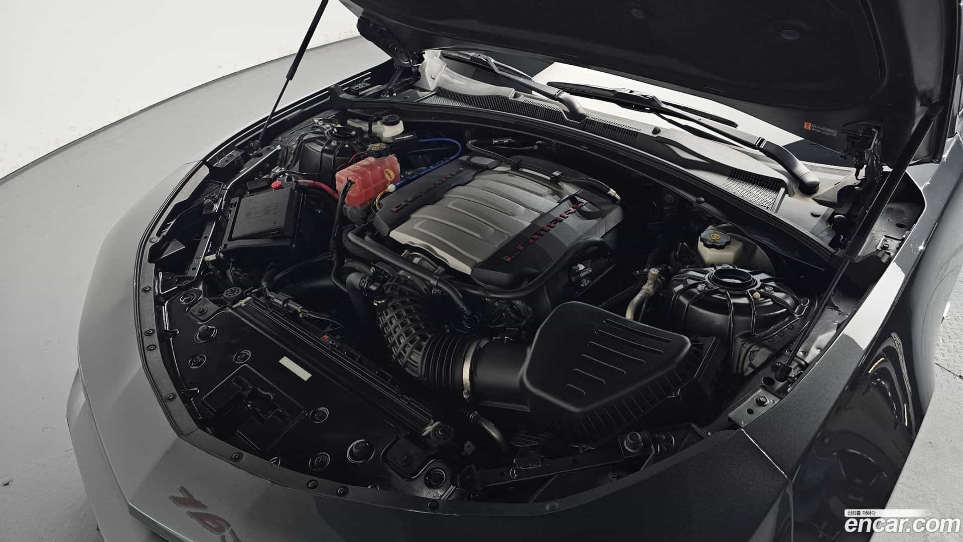 Camaro Chevrolet 2016.11-OUTER-006