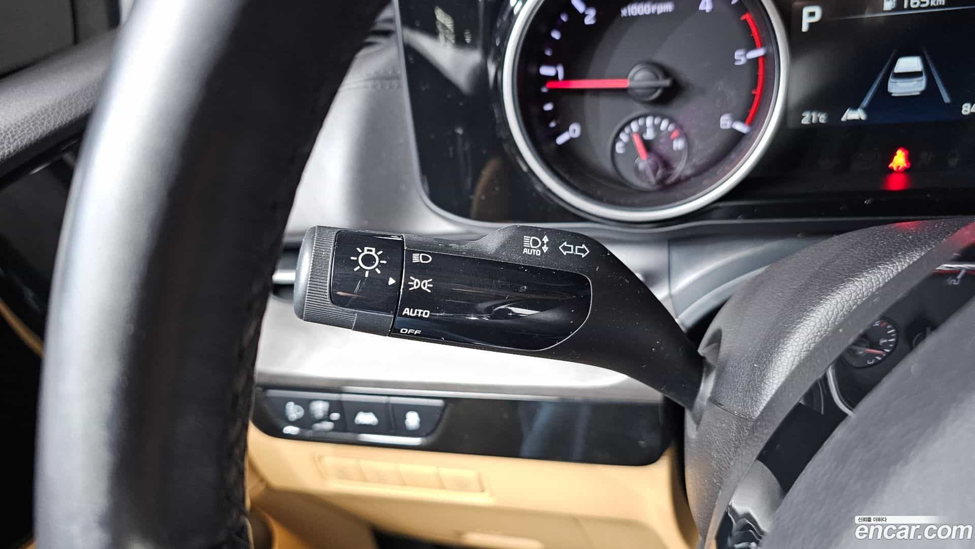 Canival Kia 2022.1-OPTION-042