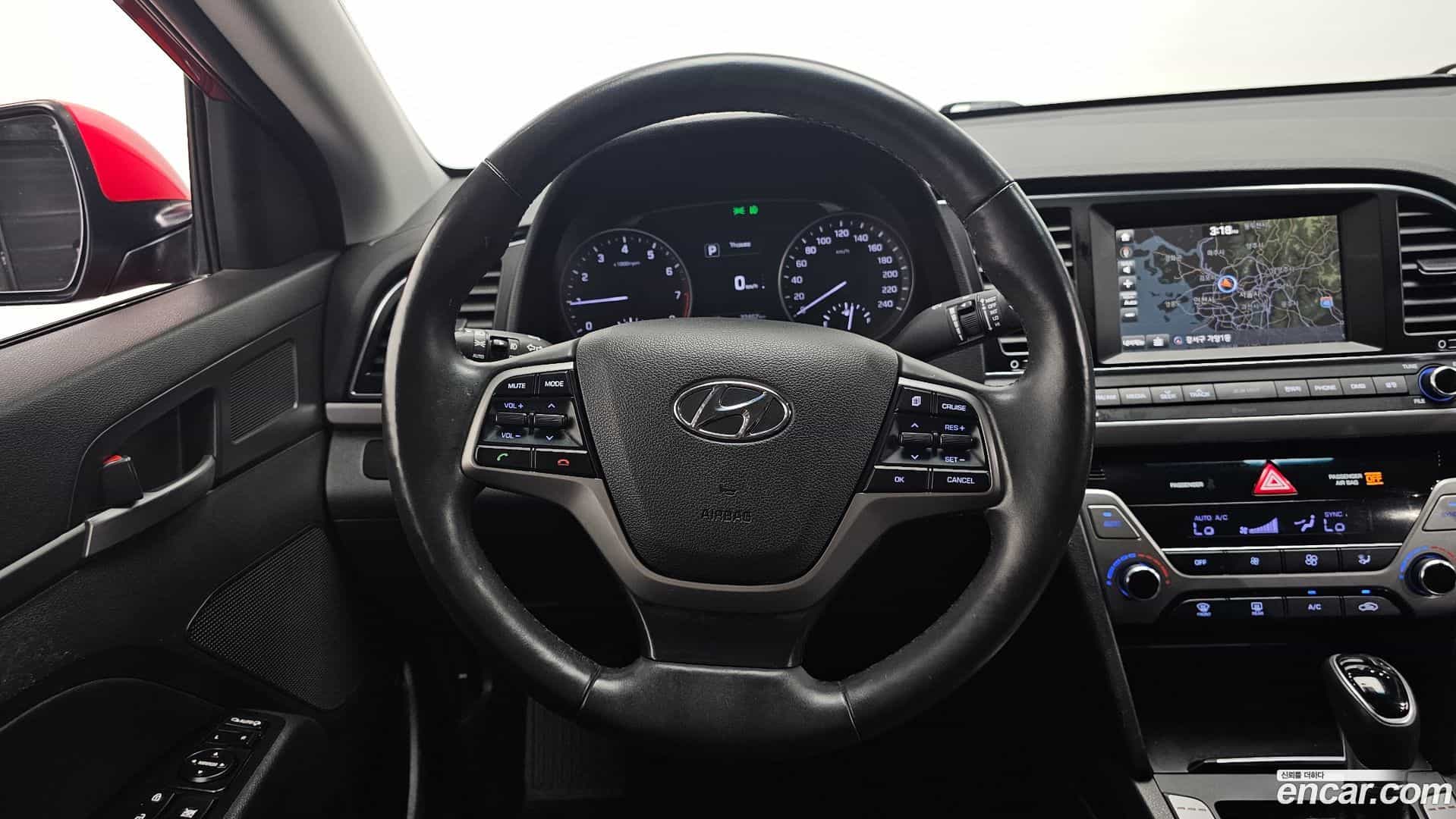 AVANTE Hyundai 2016.0-OPTION-017