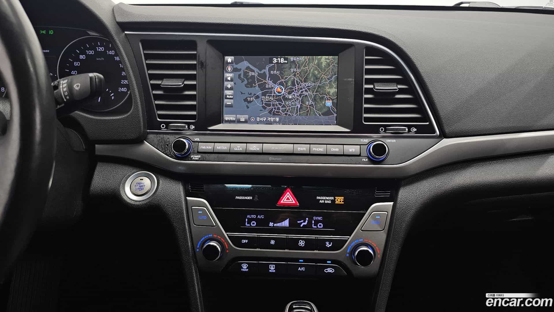 AVANTE Hyundai 2016.0-OPTION-018