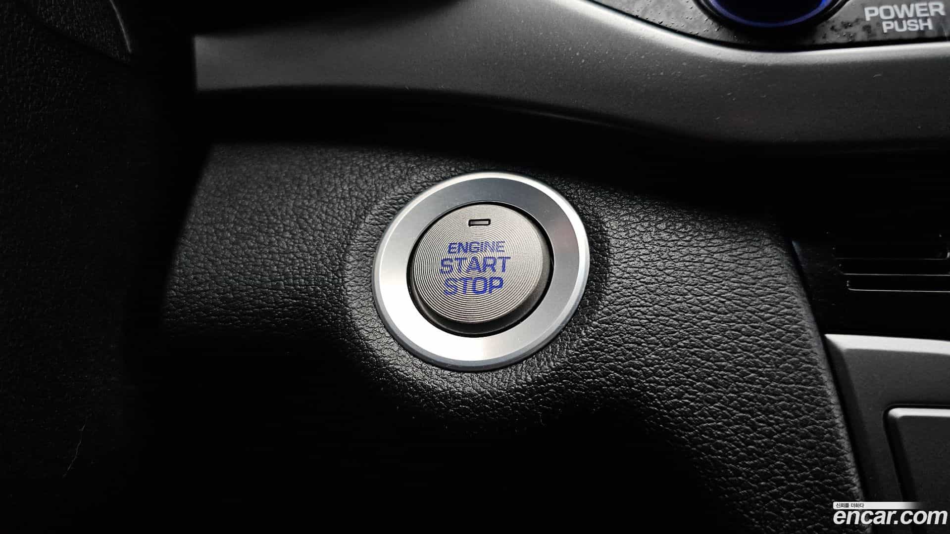 AVANTE Hyundai 2016.0-OPTION-040