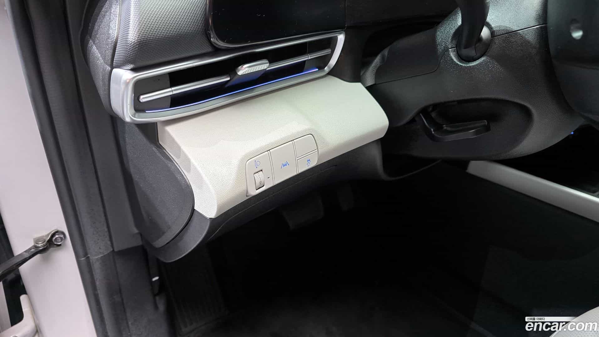 AVANTE Hyundai 2020.4-OPTION-022