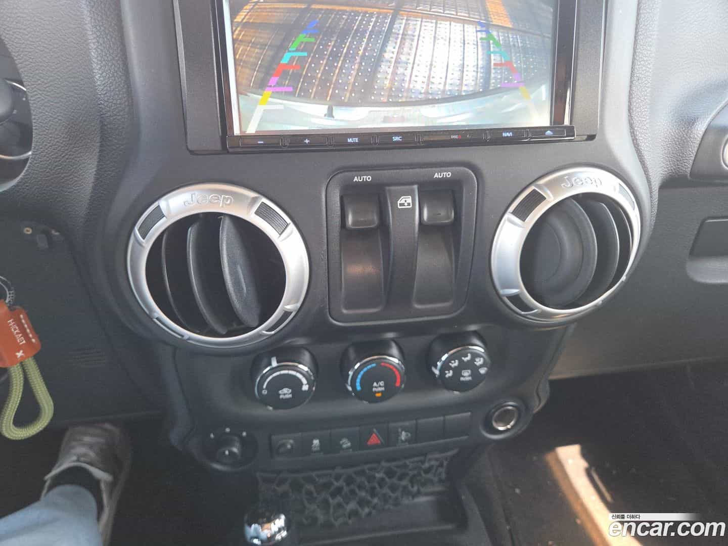 Wrangler Jeep 2011.2-OPTION-018