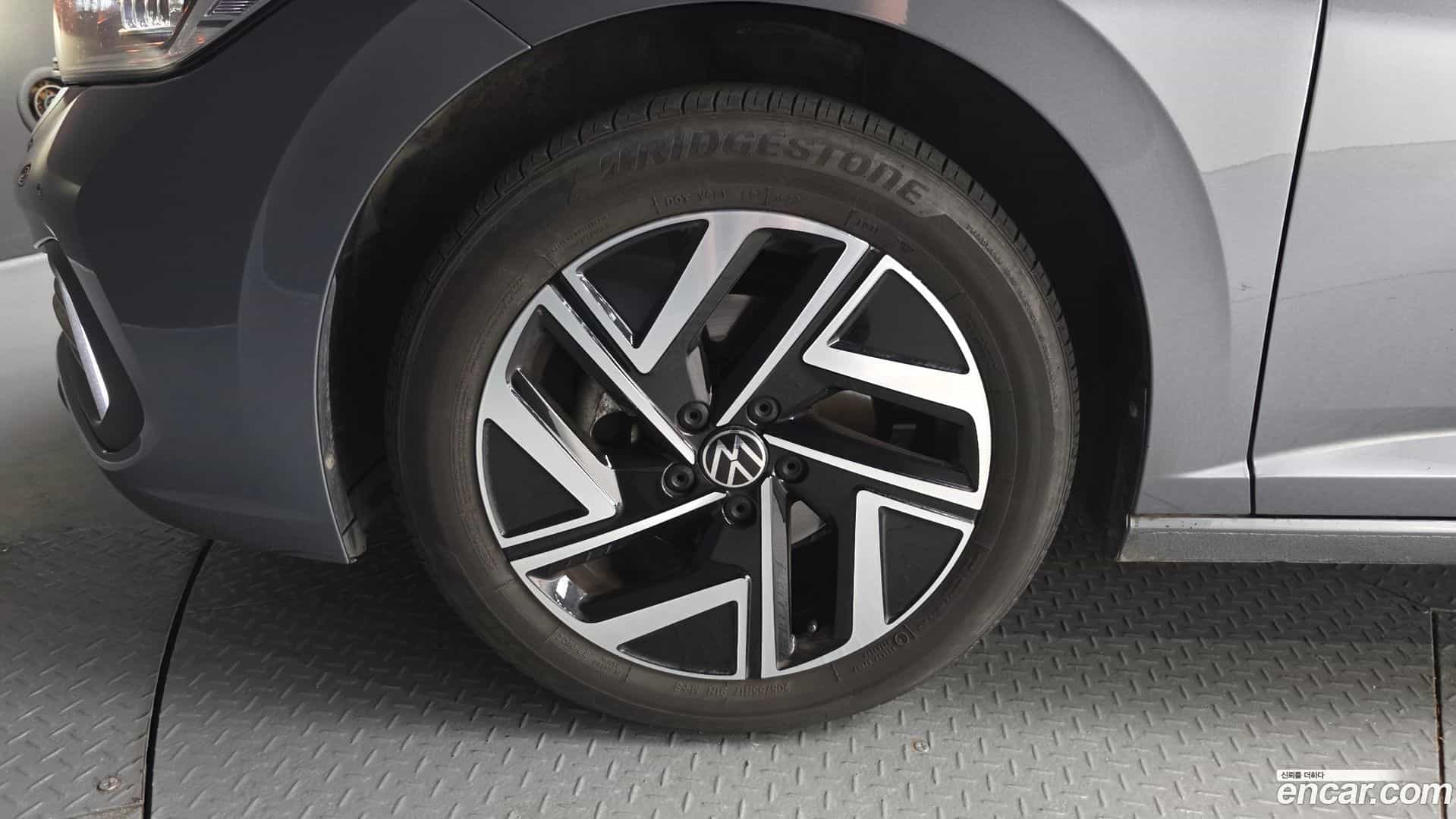 Jetta Volkswagen 2022.11-OUTER-005