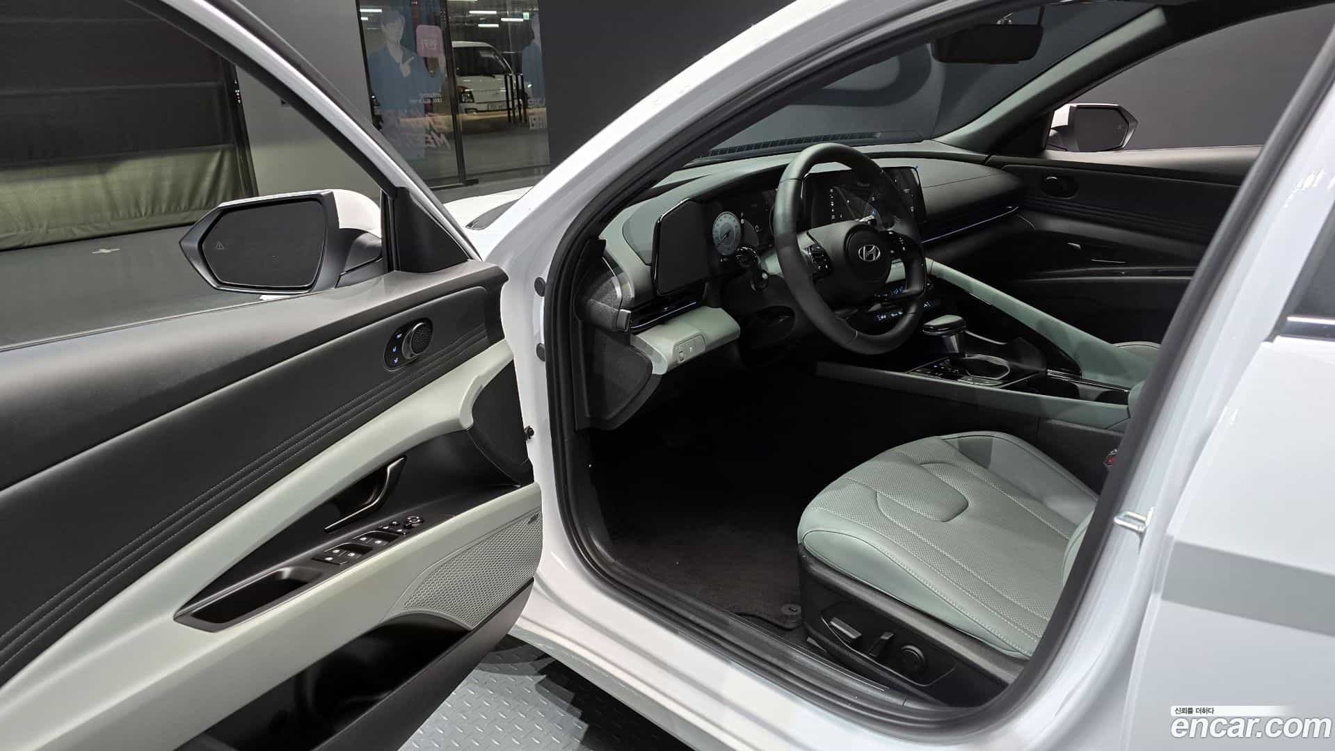AVANTE Hyundai 2024.7-INNER-010