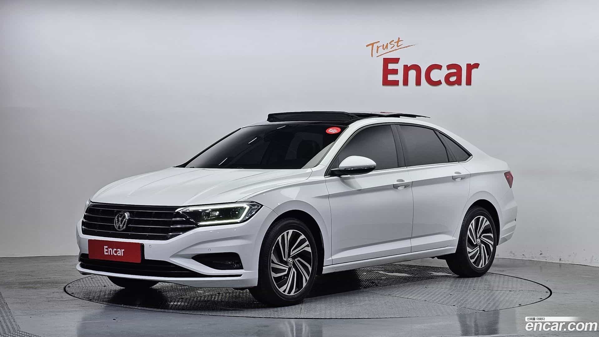 Jetta Volkswagen 2020.10-OUTER-001