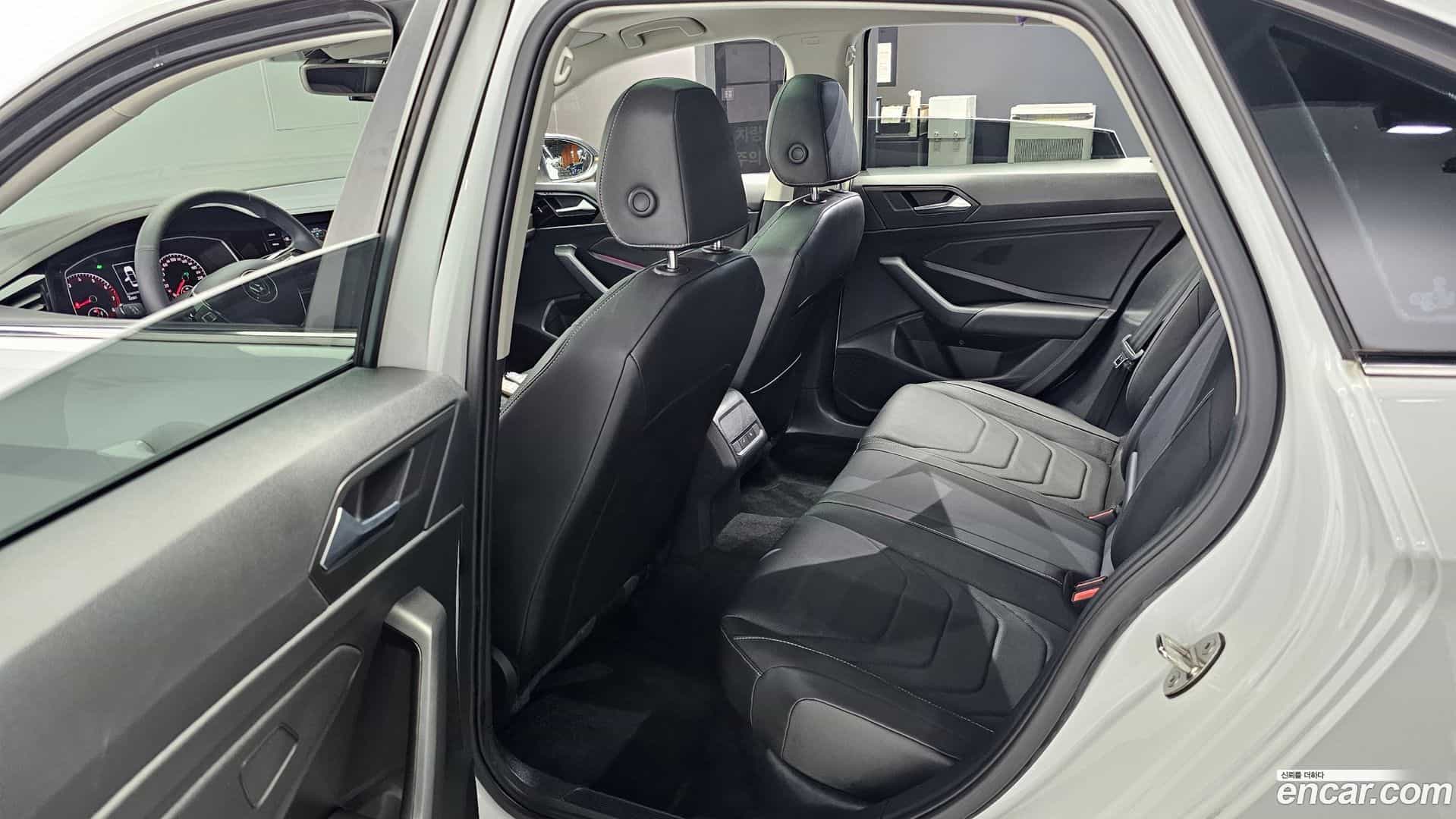 Jetta Volkswagen 2020.10-INNER-036