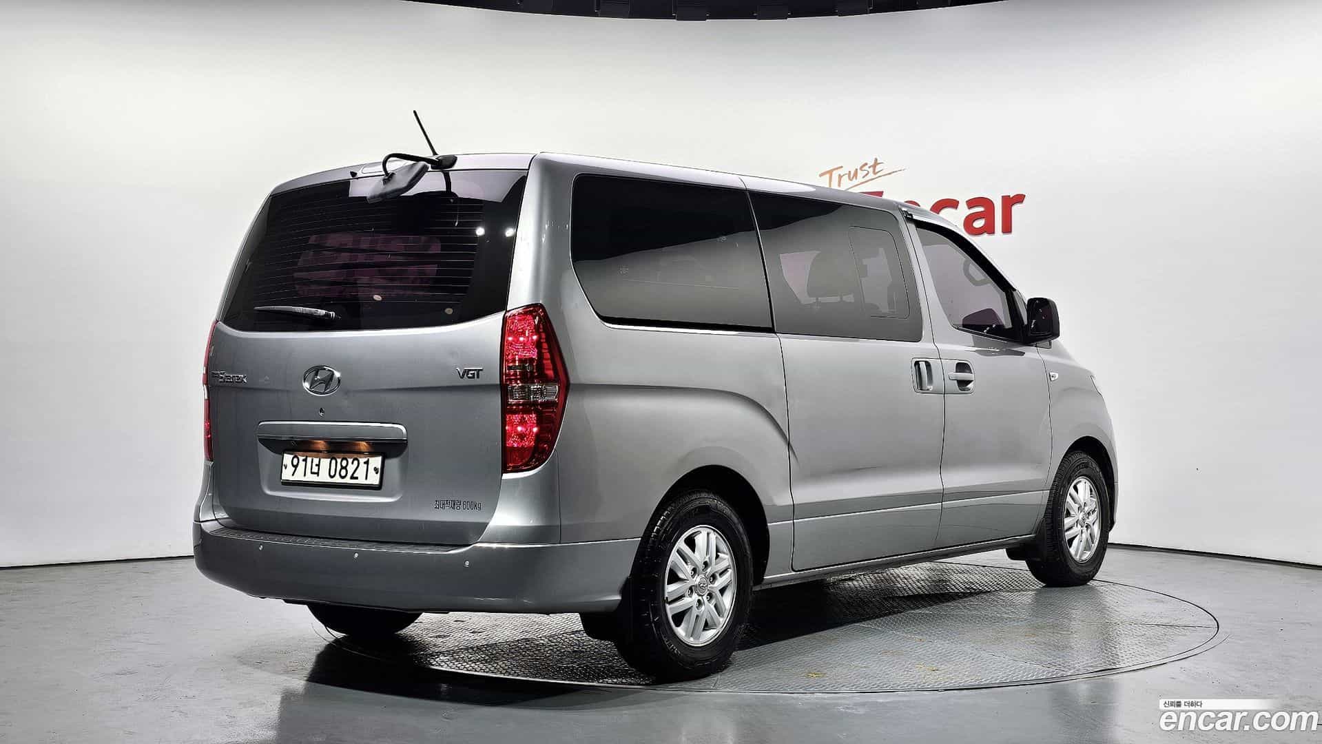 Starex Hyundai 2018.6-OUTER-002
