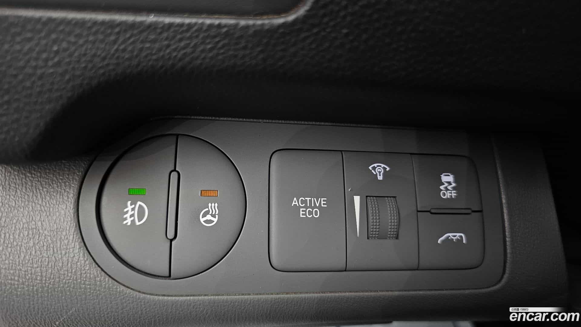 Starex Hyundai 2018.6-OPTION-018