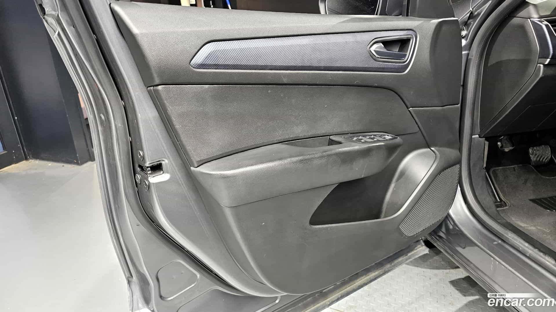 XM3 Renault Korea 2021.8-INNER-034