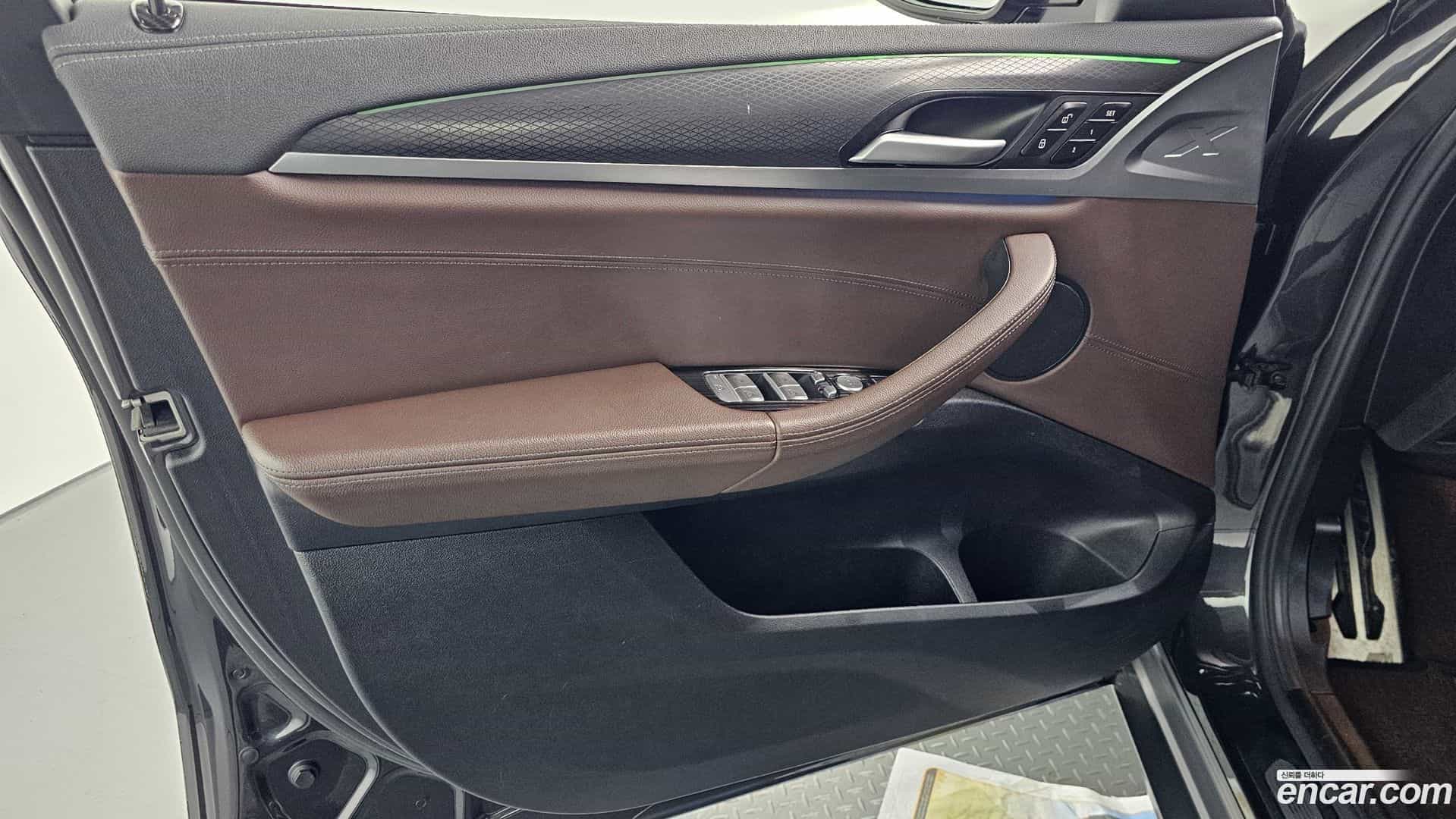 X4 BMW 2020.6-INNER-034