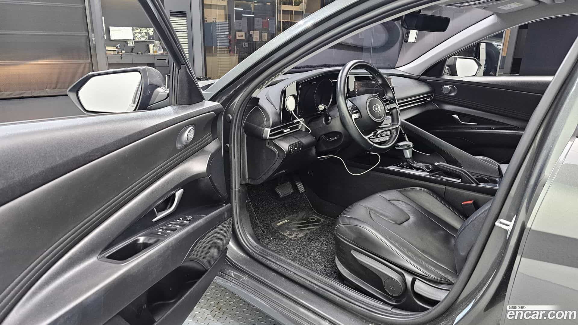 AVANTE Hyundai 2020.6-INNER-010