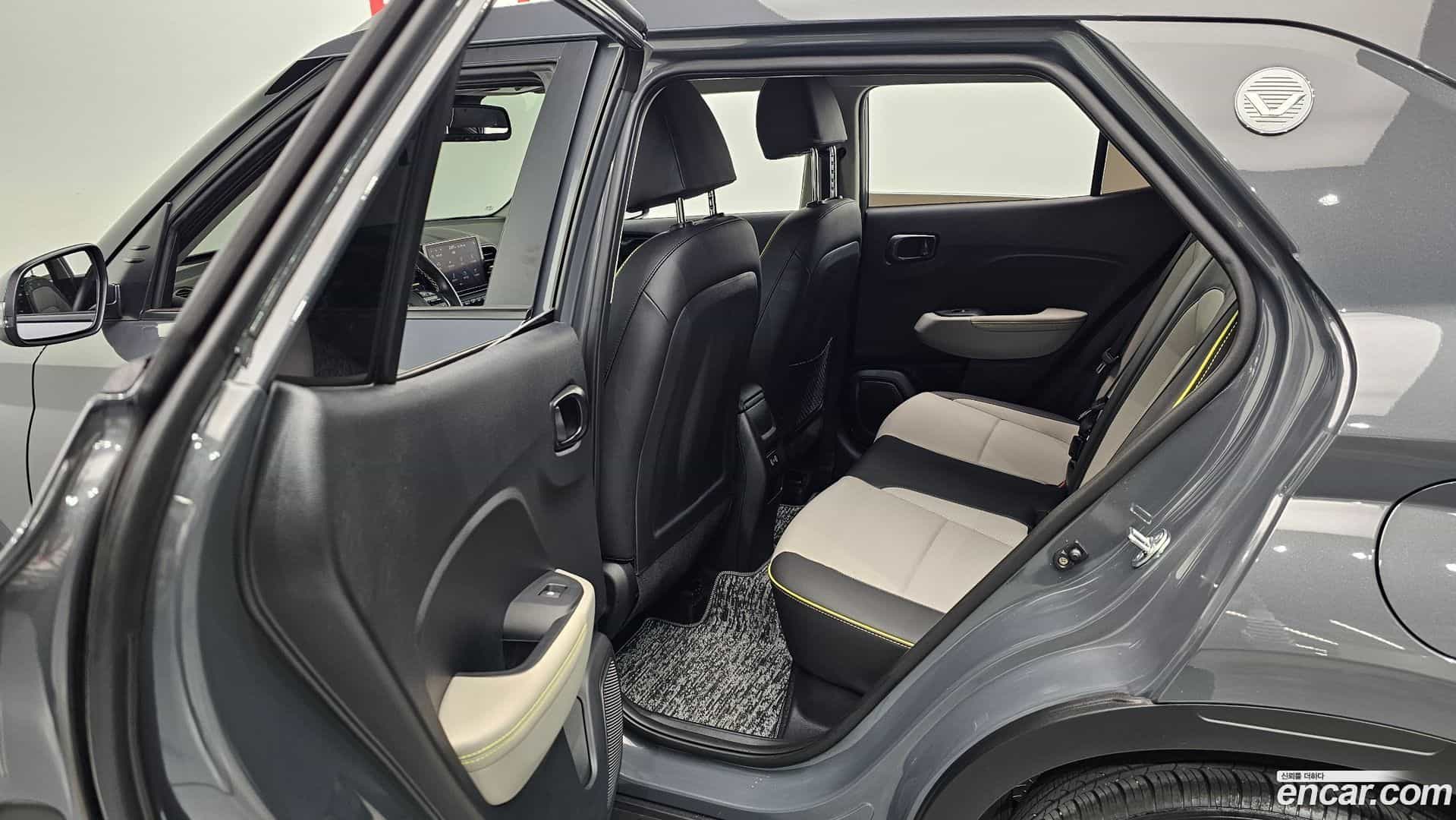 Venue Hyundai 2025.8-OPTION-043