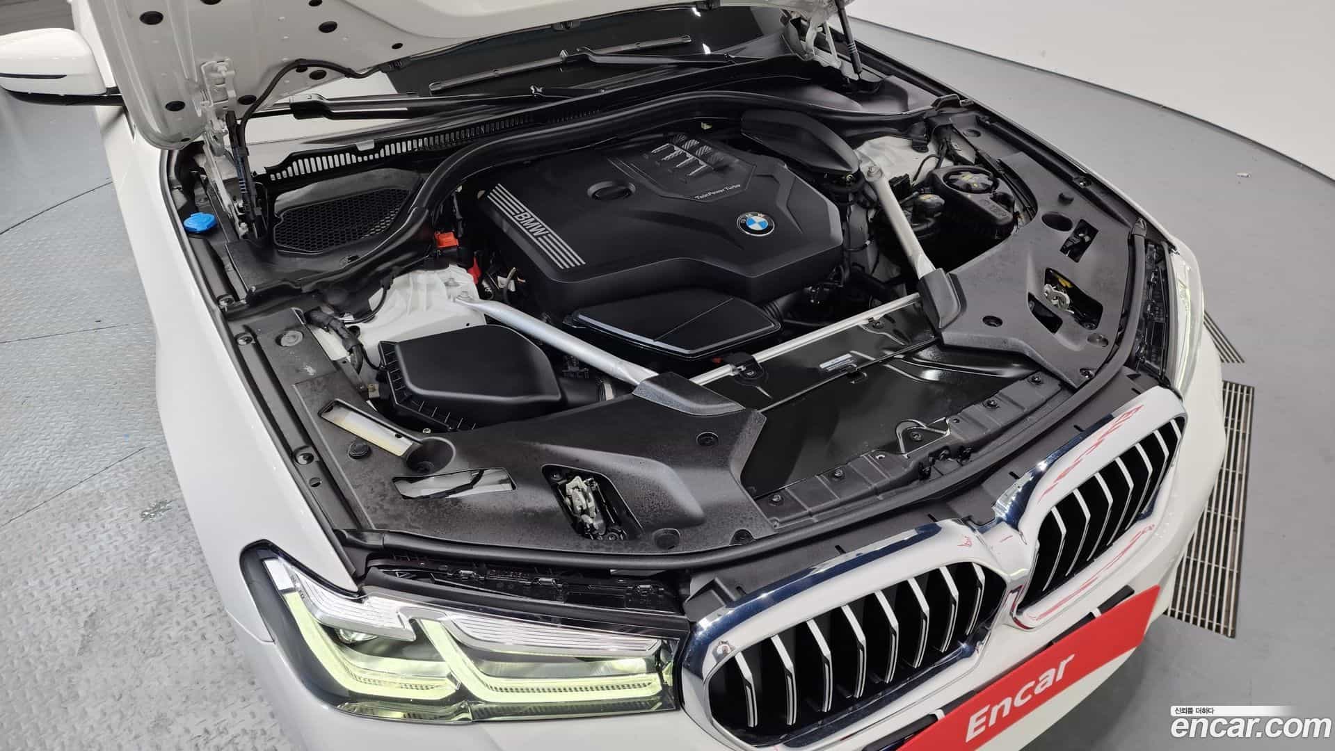 5-Series BMW 2022.1-OUTER-006