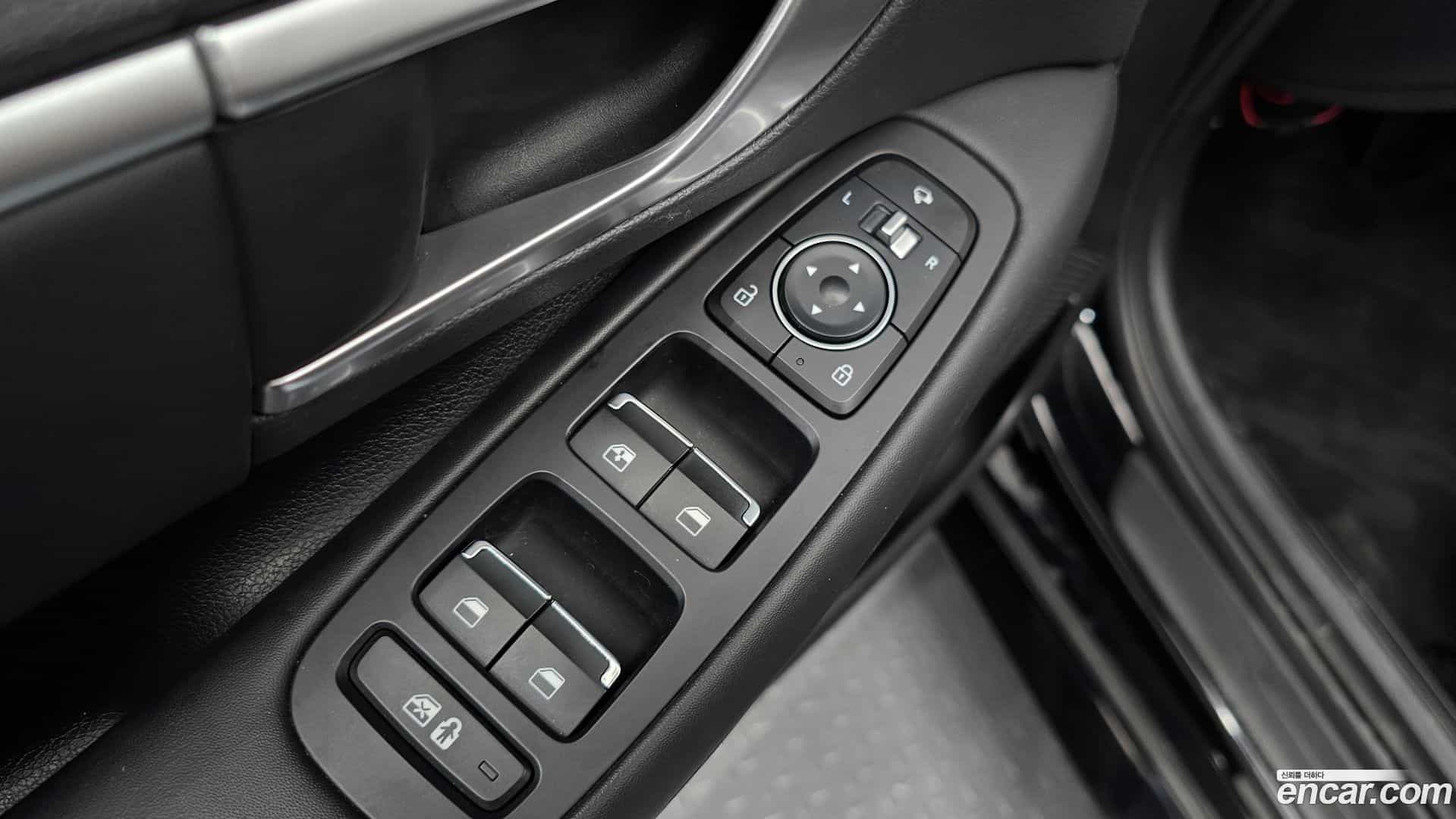 Sonata Hyundai 2022.5-OPTION-047