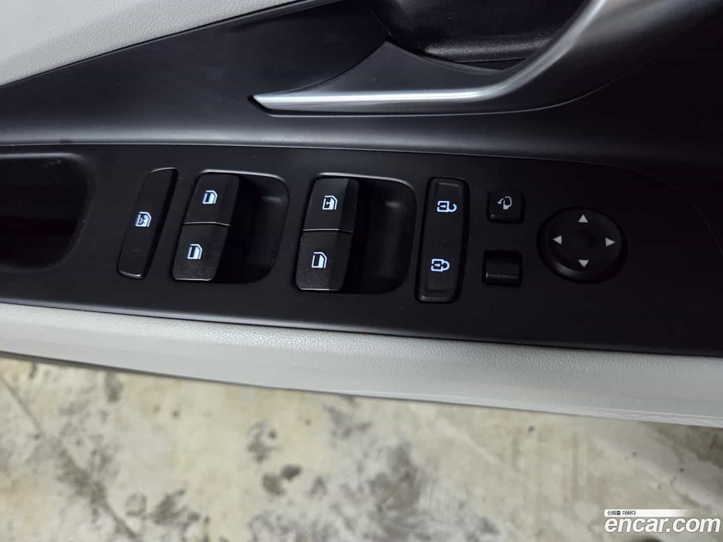 AVANTE Hyundai 2021.5-OPTION-018