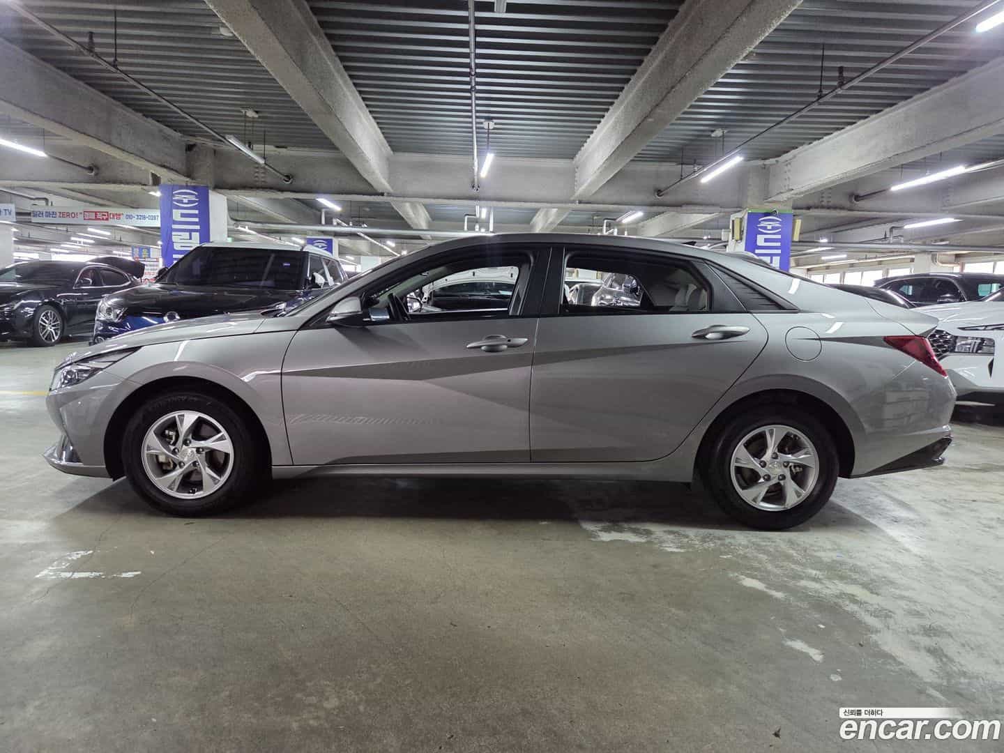 AVANTE Hyundai 2021.5-OPTION-024