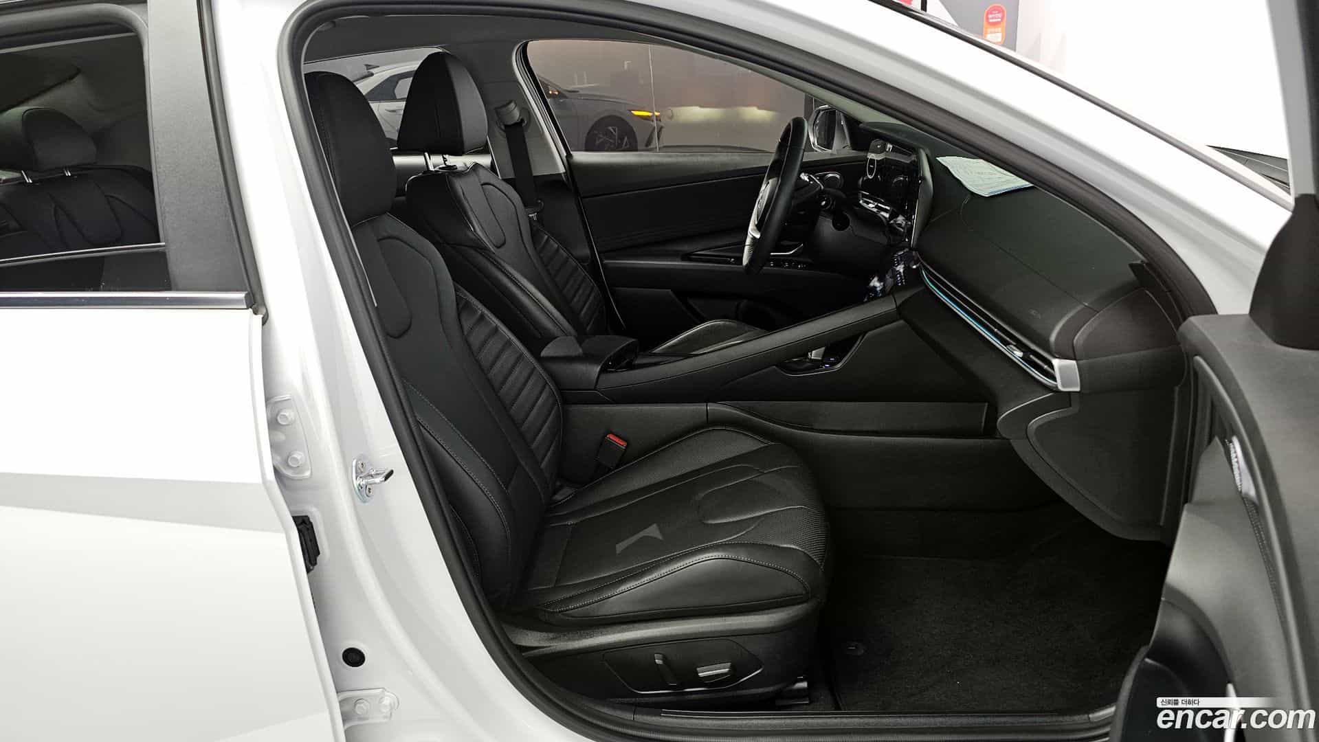 AVANTE Hyundai 2024.6-INNER-010