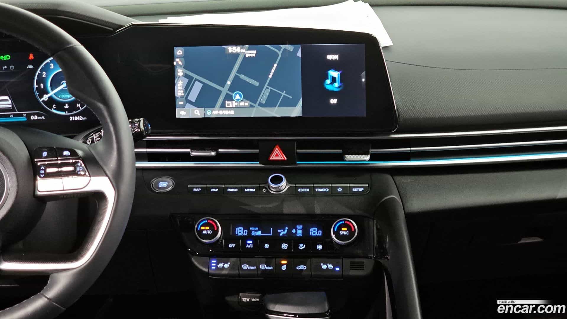 AVANTE Hyundai 2024.6-OPTION-017