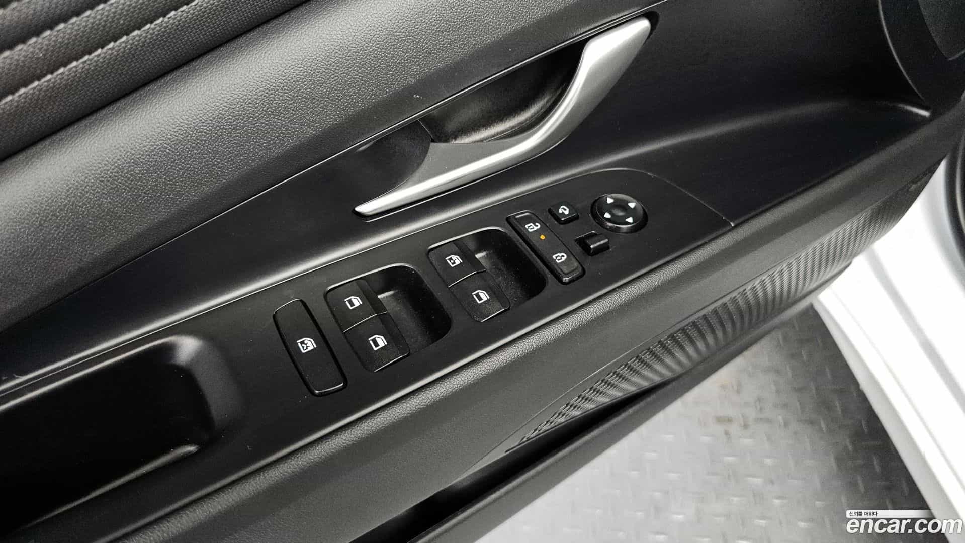 AVANTE Hyundai 2024.6-OPTION-022