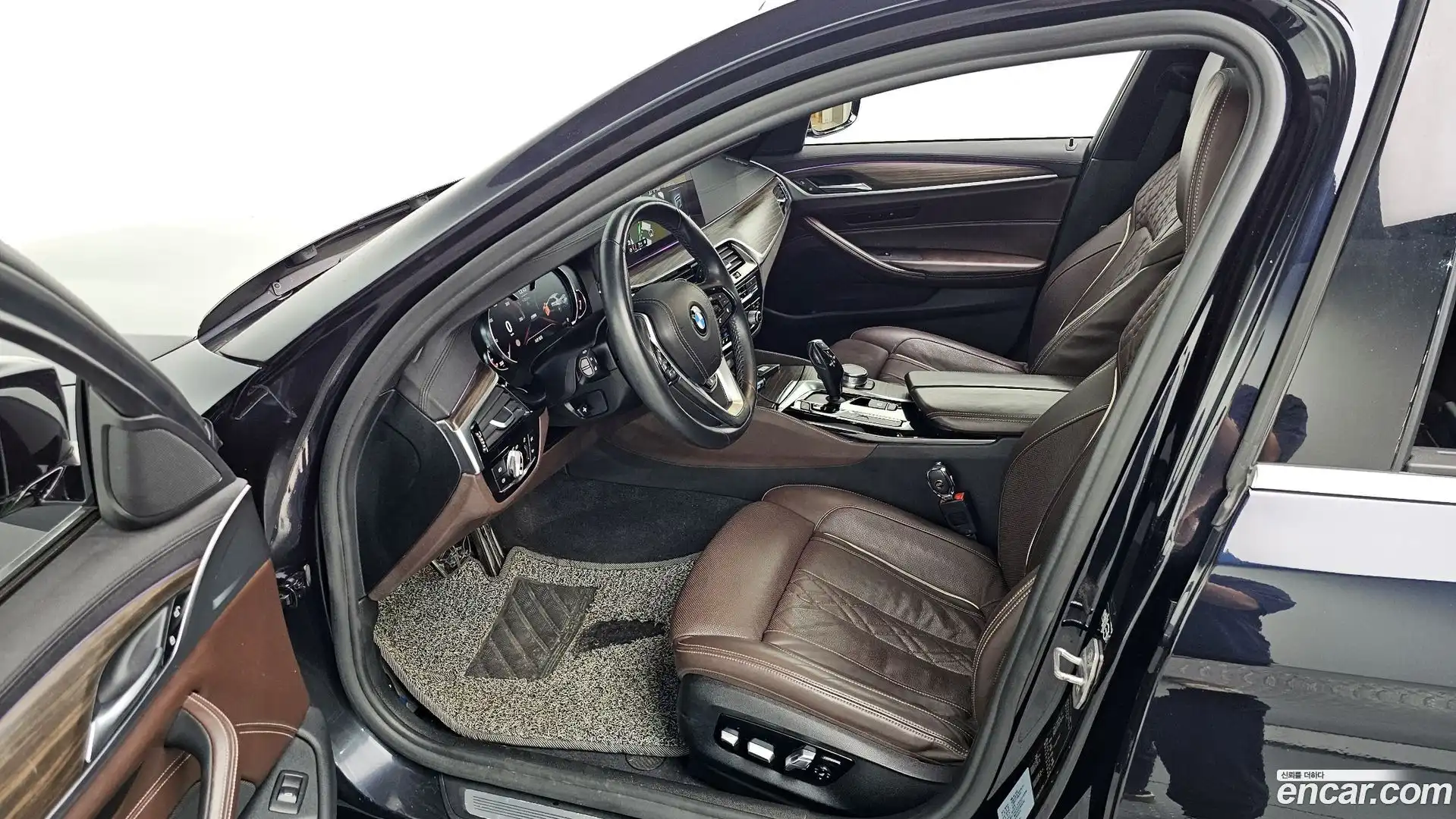 5-Series BMW 2018.1-INNER-010