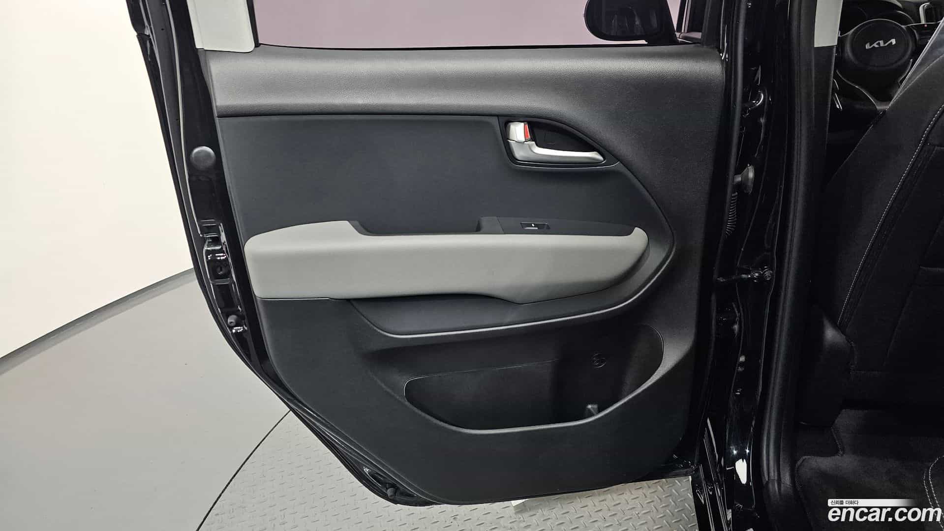 RAY Kia 2022.5-INNER-035