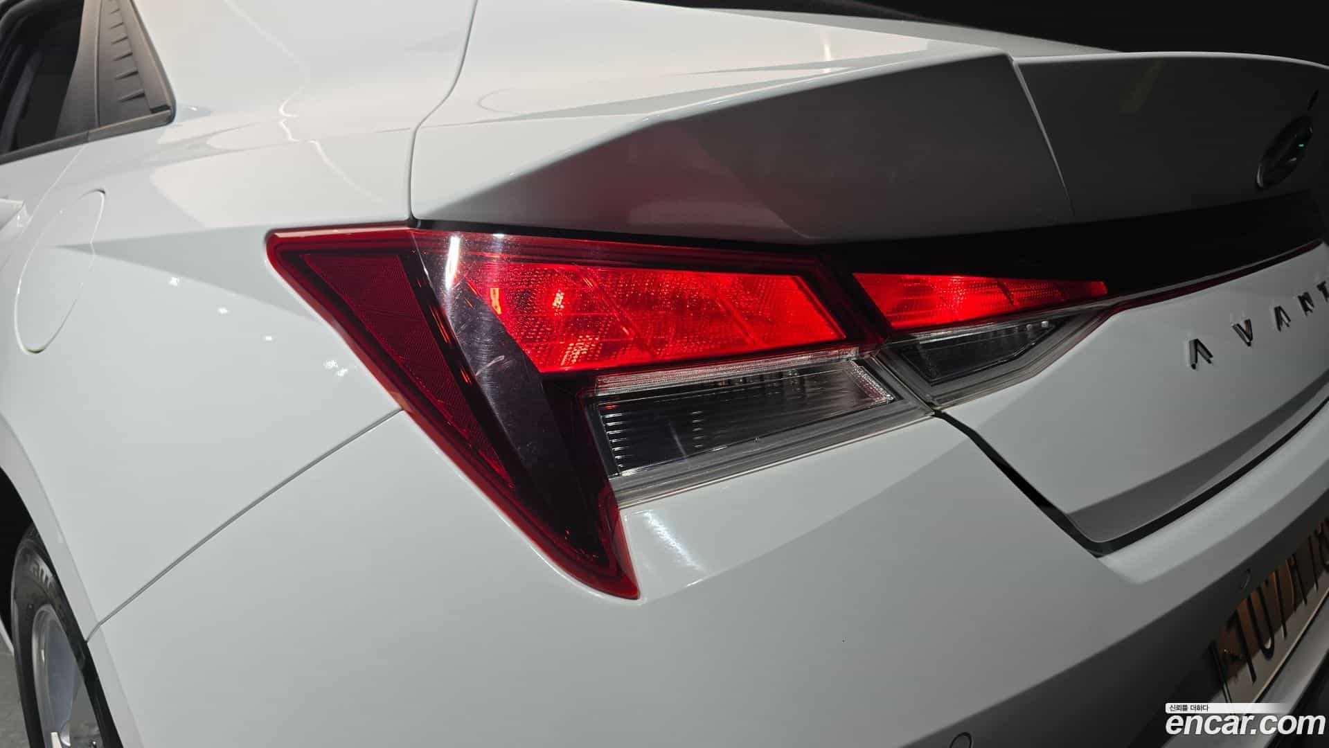 AVANTE Hyundai 2021.6-OUTER-033