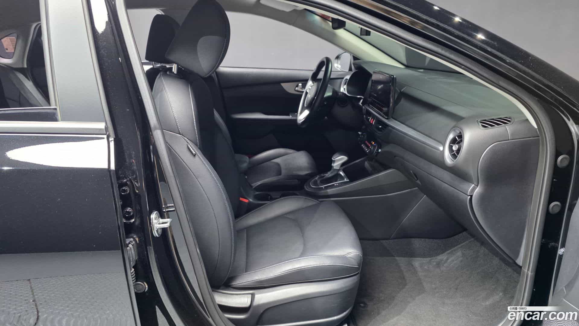 K3 Kia 2022.6-OPTION-015