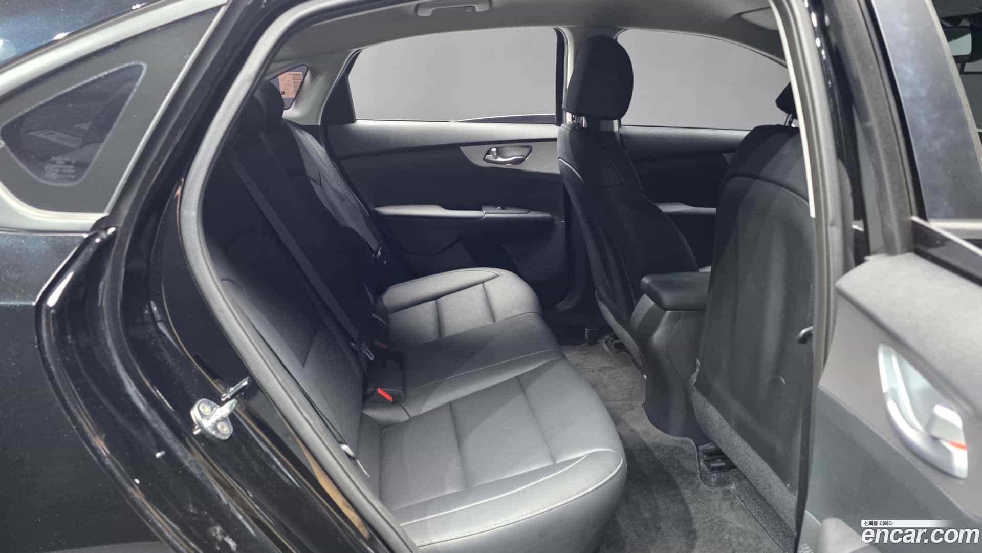 K3 Kia 2022.6-OPTION-016