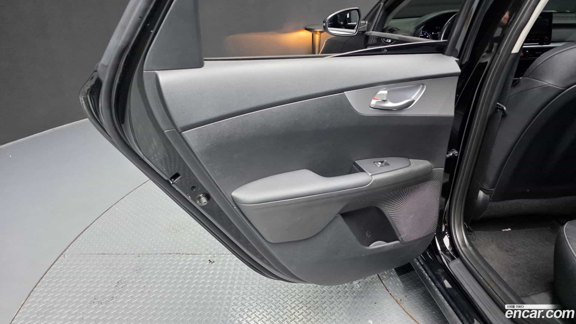 K3 Kia 2022.6-INNER-035