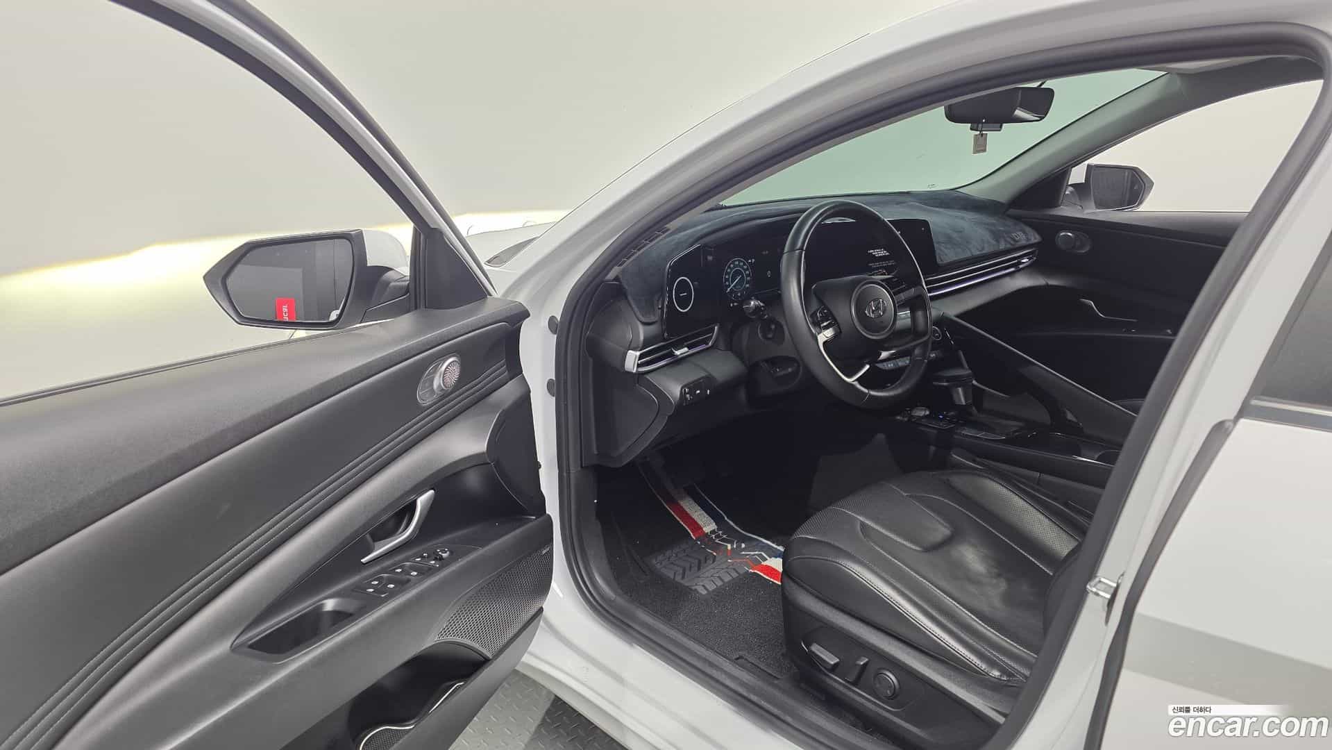 AVANTE Hyundai 2020.11-INNER-010