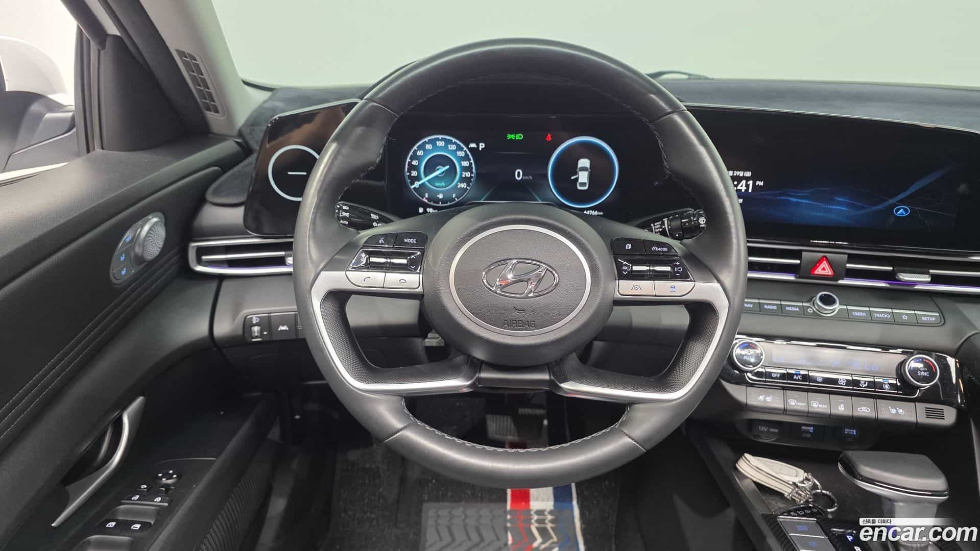 AVANTE Hyundai 2020.11-OPTION-017