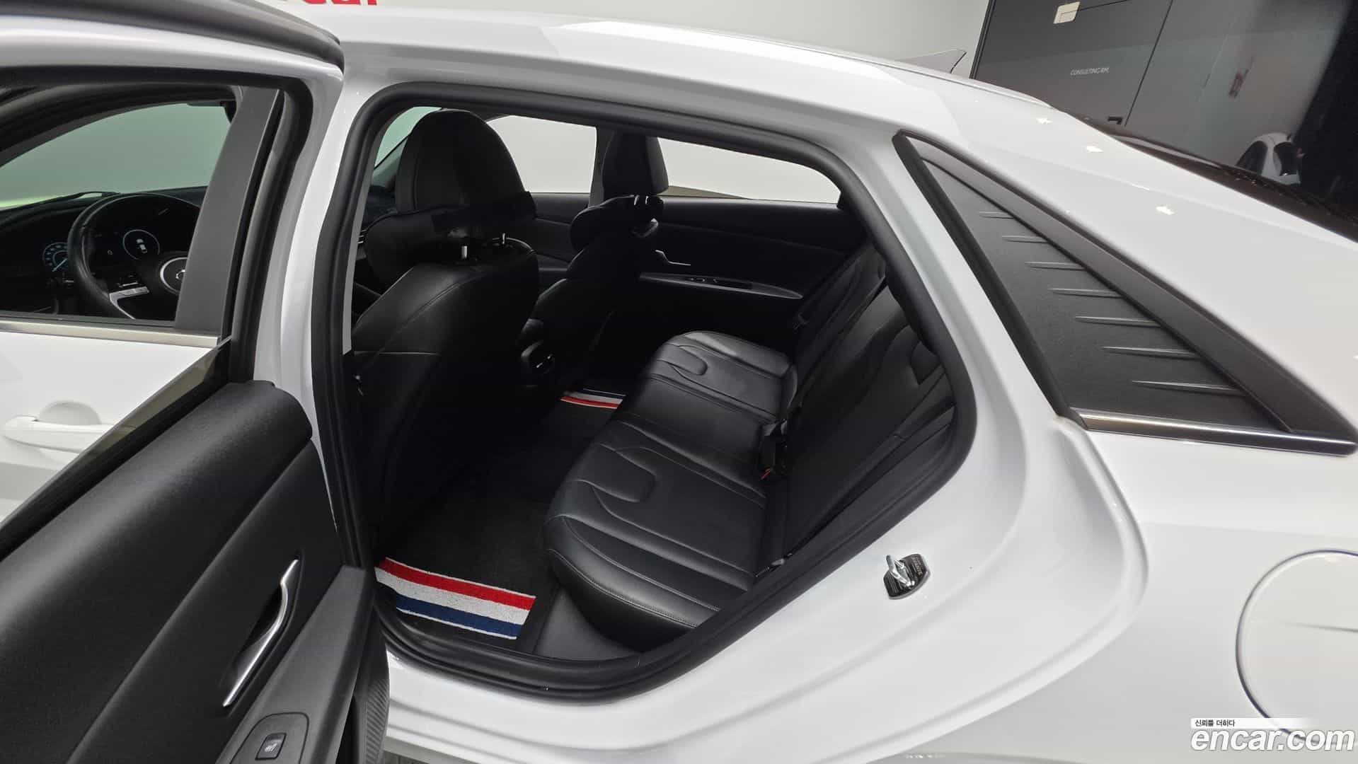 AVANTE Hyundai 2020.11-INNER-036