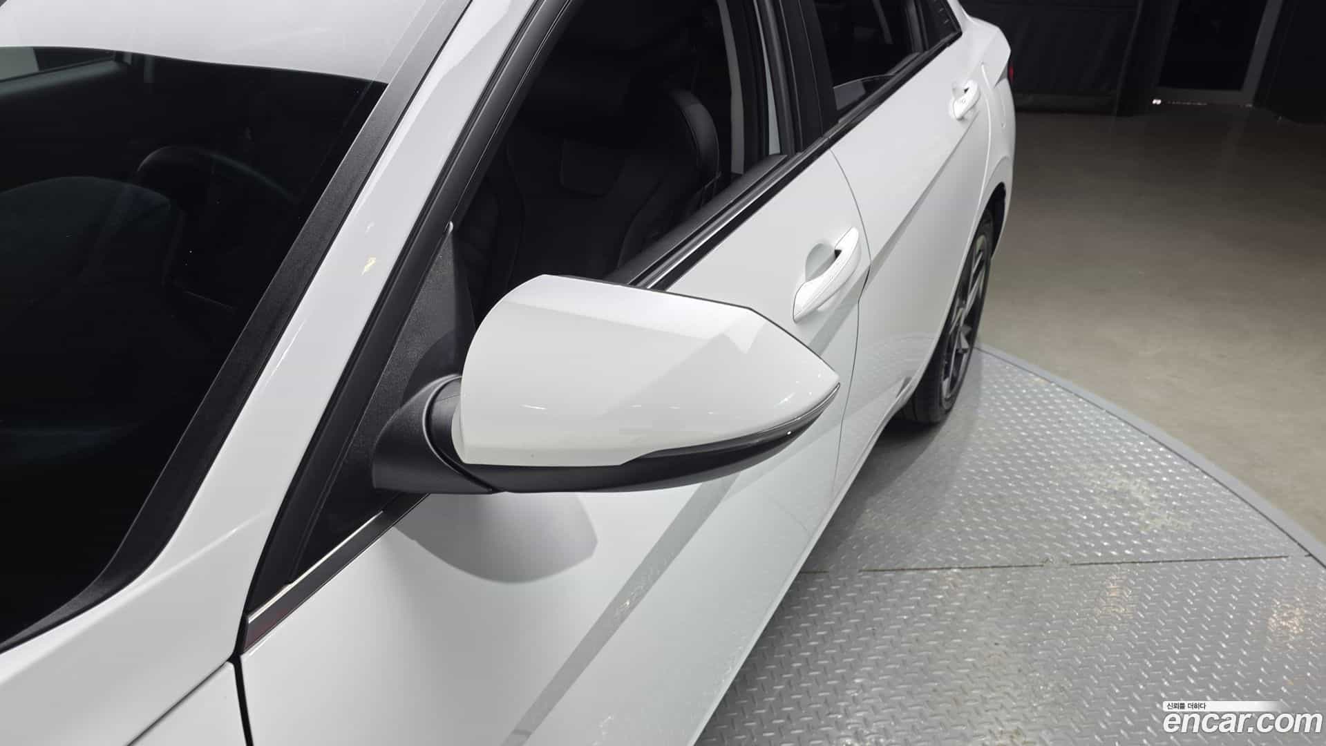 AVANTE Hyundai 2020.11-OPTION-054