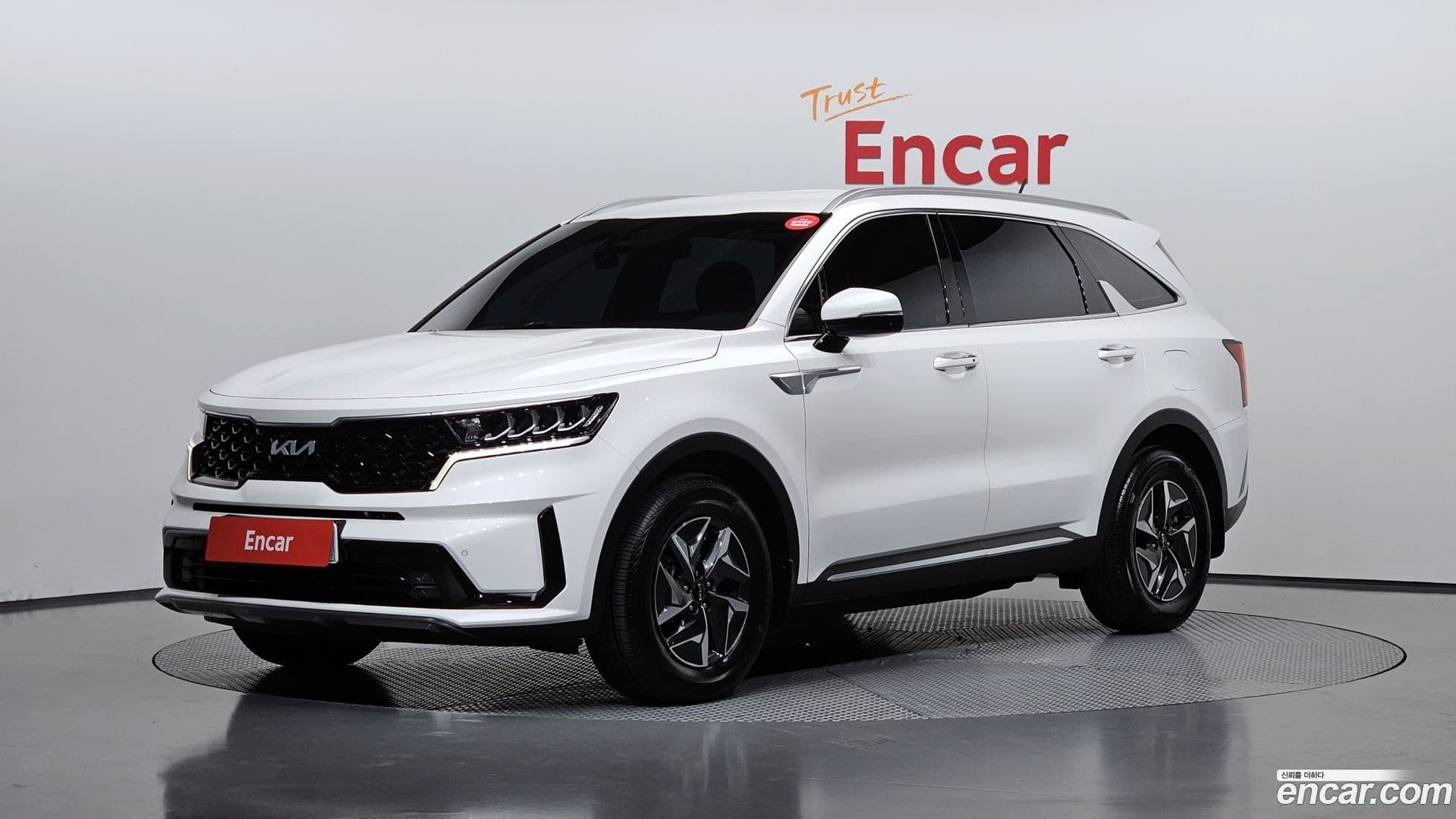 Main__Slider__Photo:Sorento Kia 2021.11-0