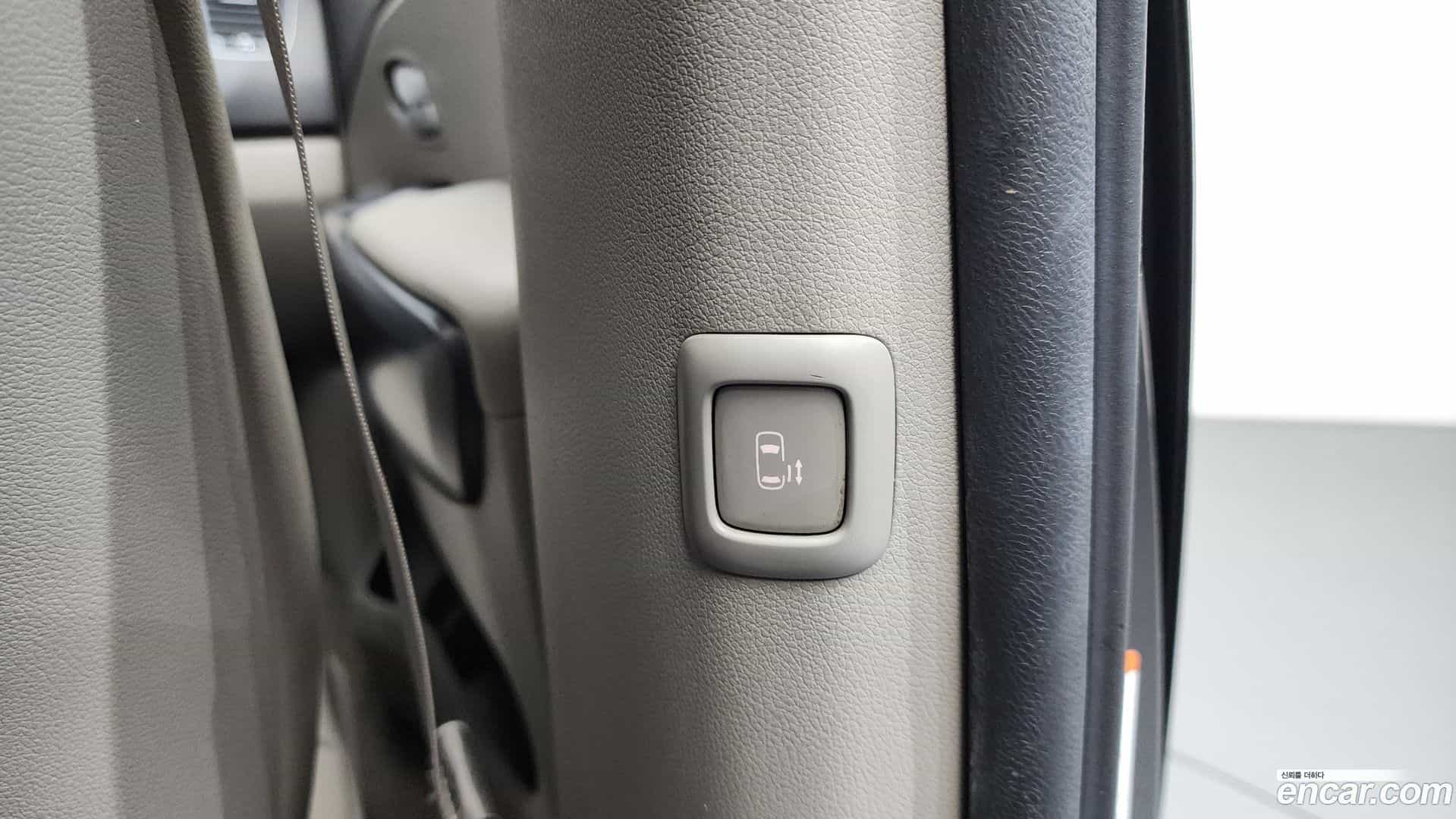 Canival Kia 2015.6-OPTION-044