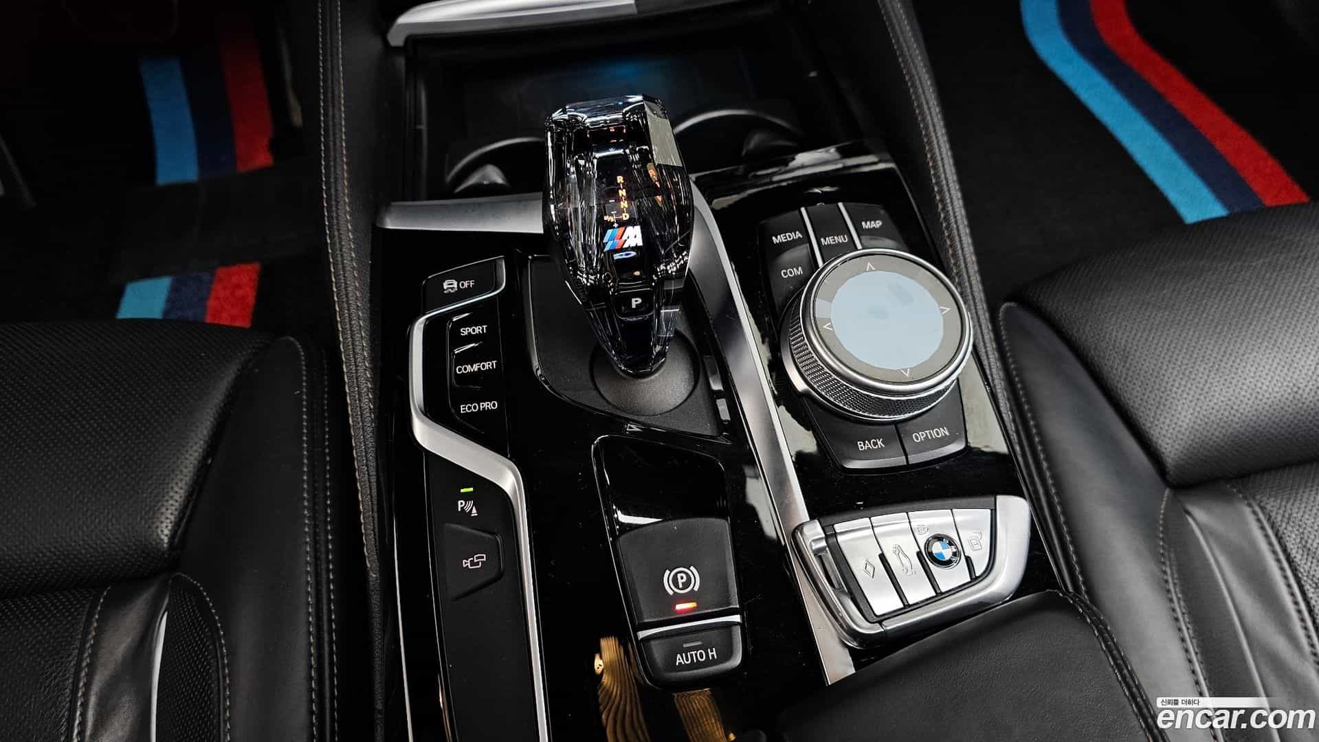 5-Series BMW 2019.6-INNER-009