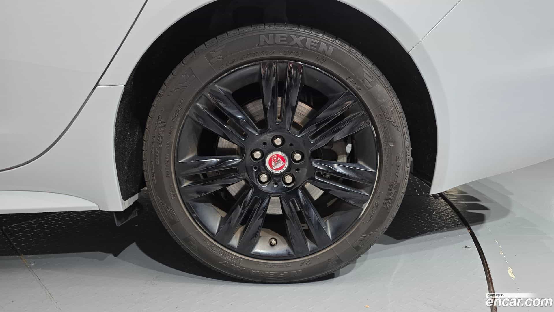 XF Jaguar 2020.11-OUTER-031