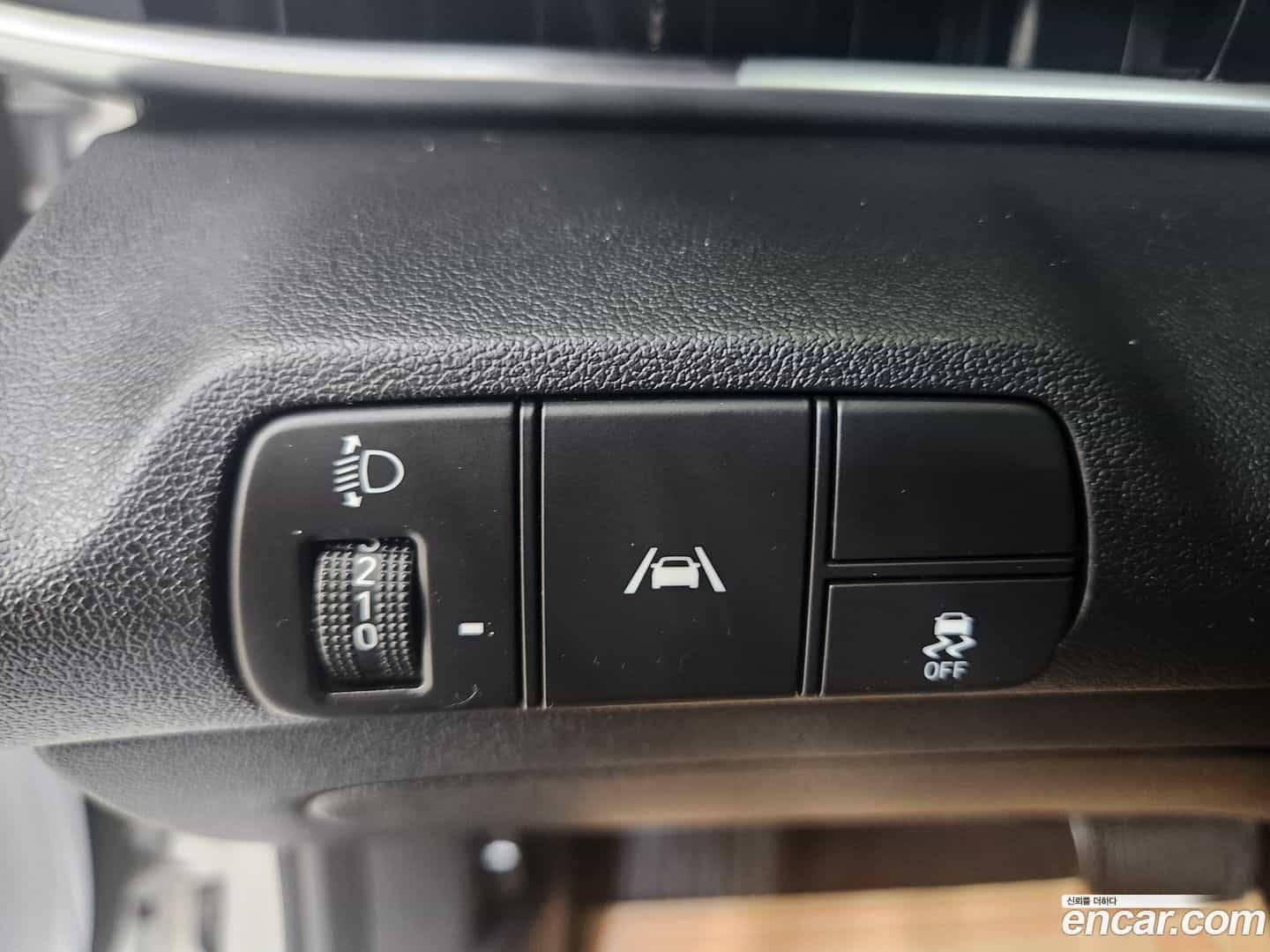 AVANTE Hyundai 2020.4-OPTION-018